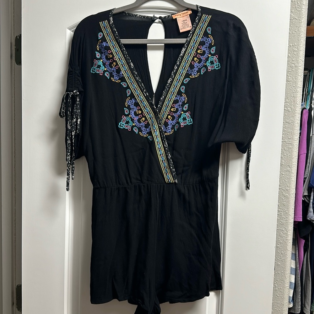 Flying Tomato black romper with V neck + details